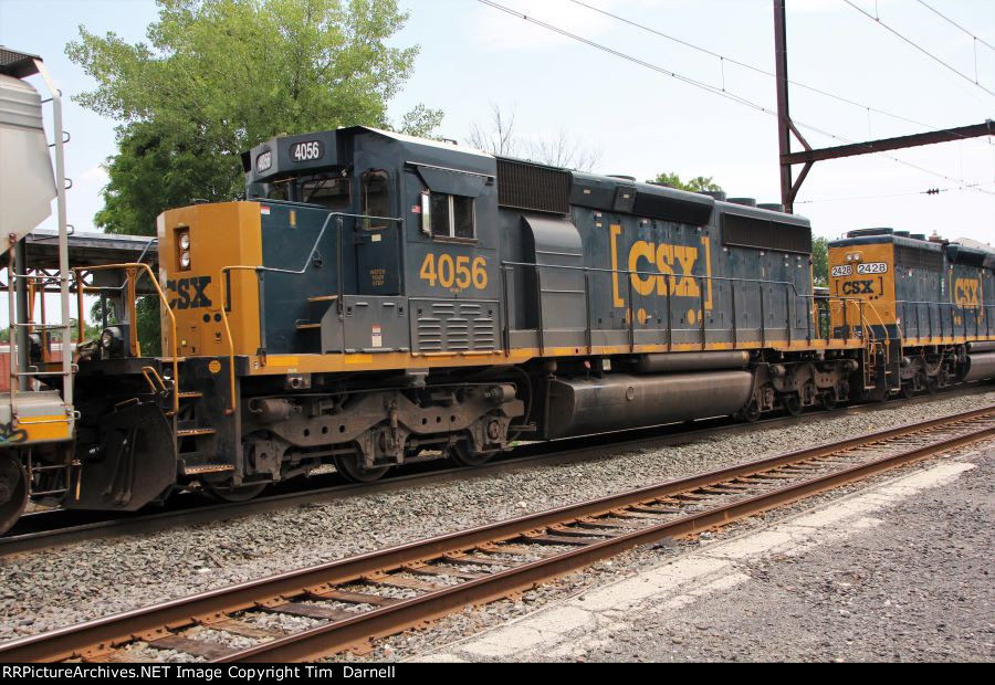 CSX 4056 fourth on K622